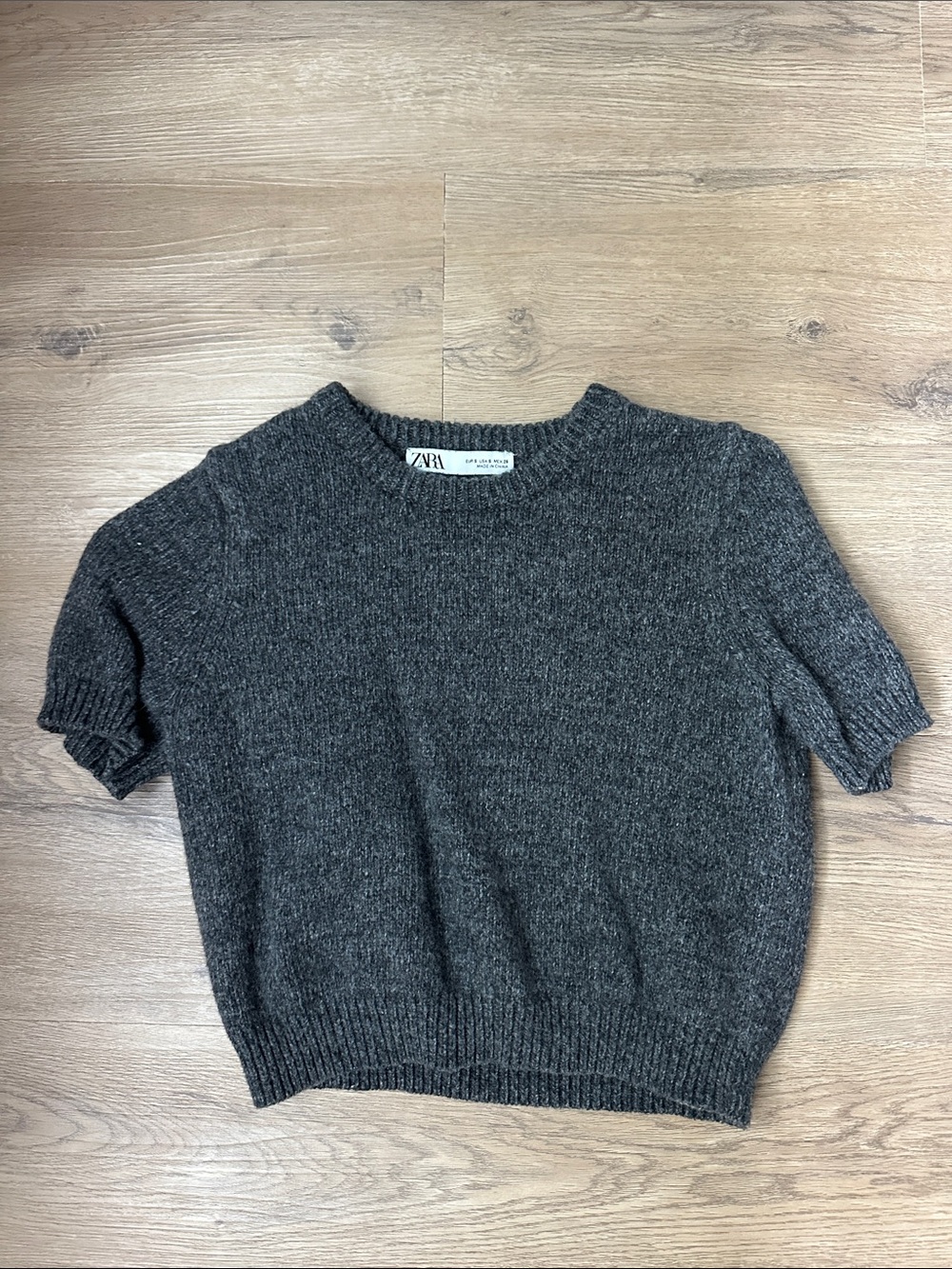 ZARA Charcoal Gray Short-Sleeve Crewneck Sweater